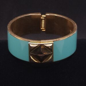 Vince Camuto Gold Tone Bangle Bracelet 7"